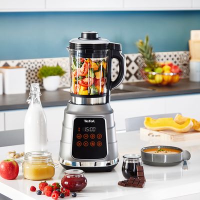 Blender de mare viteză UltraBlend Boost BL985A31, 1300 W, tehnologie Tripl'Ax® Pro, 6 lame inox, Nutrikeep™, 10 funcții de gătire, funcție de vacuum, 2 recipiente, 2.5 L, argintiu