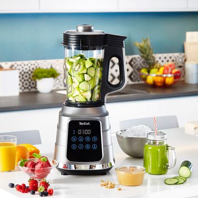 Blender de mare viteză UltraBlend Boost BL985A31, 1300 W, tehnologie Tripl'Ax® Pro, 6 lame inox, Nutrikeep™, 10 funcții de gătire, funcție de vacuum, 2 recipiente, 2.5 L, argintiu