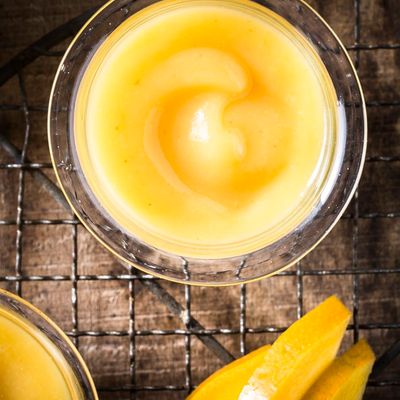 Blender de mare viteză UltraBlend Boost BL985A31, 1300 W, tehnologie Tripl'Ax® Pro, 6 lame inox, Nutrikeep™, 10 funcții de gătire, funcție de vacuum, 2 recipiente, 2.5 L, argintiu