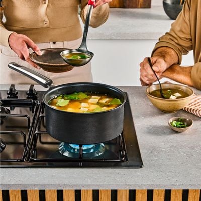 Cratita cu capac Tefal Excellence+ G3303202, 24 cm, invelis antiaderent, tehnologie FUSIONCORE, Thermo-Signal™, maner nituit, aluminiu, inductie, negru