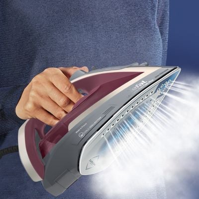 Fier de călcat cu abur UltraGliss Plus FV6840E0, 2800 W, jet de abur 260 g/min, talpă Durilium Airglide, colector anti-calcar, rezervor 0.27 L, vișiniu