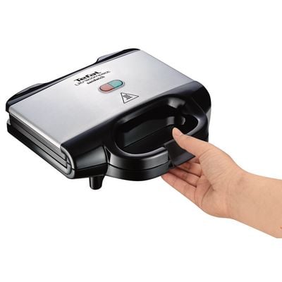 Sandwich-maker Tefal SM157236, 700W, maner izolat, sistem de blocare, invelis antiaderent, Negru
