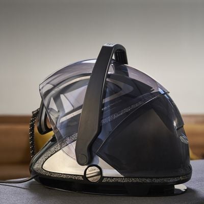 Stație de călcat de înaltă presiune Tefal Pro Express Ultimate+ GV9620E0, 2600W, 8 bari, abur variabil 0 - 180 g/min, jet de abur pana la 650 g/min, abur vertical, rezervor apă 1.9L, negru & argintiu