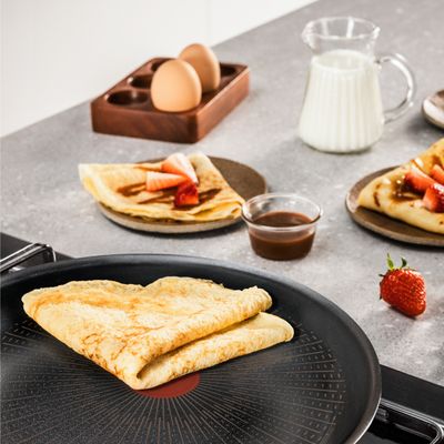 Tigaie pentru clatite Tefal Excellence+ G3303802, 25 cm, invelis antiaderent, tehnologie FUSIONCORE, Thermo-Signal™, maner nituit, aluminiu, inductie, negru
