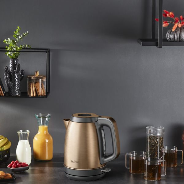 Fierbător apă Tefal Coppertinto KI280G10, 2400W, 1.7L, filtru anticalcar, inox, indicator nivel apă, bază rotativă 360&deg;, negru & maro