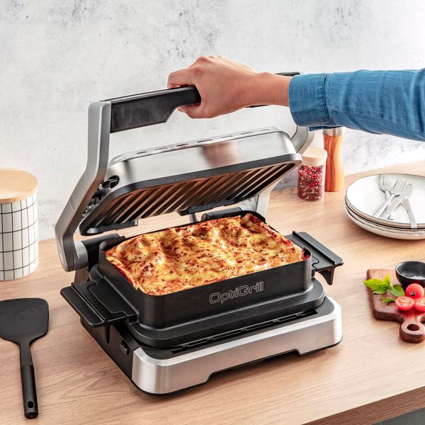 Accesoriu tavă pentru coacere Tefal Snacking & Baking XA732810, 1.6 L, compatibil cu grătarul electric OptiGrill 4 &icirc;n 1 și OptiGrill 2 &icirc;n 1, seriile GC774xx, GC773xx, GC772xx, negru
