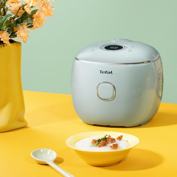 Aparat multifunctional de gatit orez Tefal Pop RK5354E0, 350 W, capacitate 0.7 L, 8 programe, tehnologie digitala, functie mentinere la cald, design compact, verde