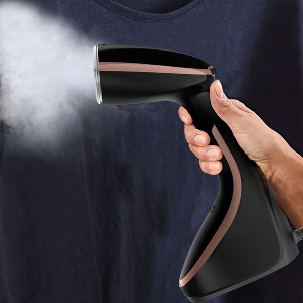 Aparat de călcat vertical cu abur Tefal Access Steam Care DT9100E0, 1600 W, abur 30 g/min, 40 sec, 3 funcții, suport detasabil, 3 accesorii, negru/maro