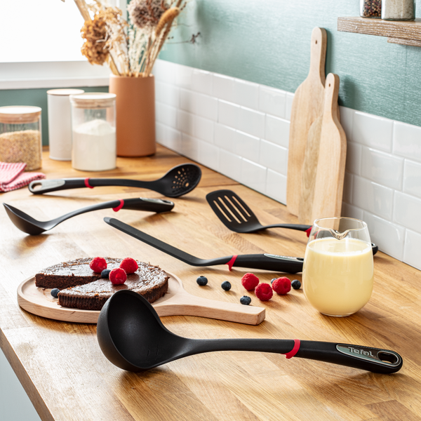 Paletă strecurătoare Ingenio K2060314, calitate premium, design inovator, fără BPA sau ftalați, plastic, negru