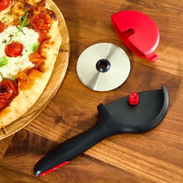 Cutit pizza Tefal Ingenio K1990334, inox, capac de protectie pentru lama, lama detasabila, negru & rosu