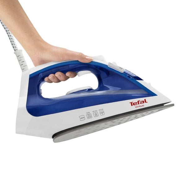 Fier de călcat Tefal Virtuo FV1711E0, 1800W, rezervor apă 200 ml, jet de abur 80 g/ min, abur variabil 0-24 g/ min, funcție anticalcar, sistem antipicurare, albastru Fier de călcat Tefal Virtuo FV1711E0, 1800W, rezervor apă 200 ml, jet de abur 80 g/ min, abur variabil 0-24 g/ min, funcție anticalcar, sistem antipicurare, albastru