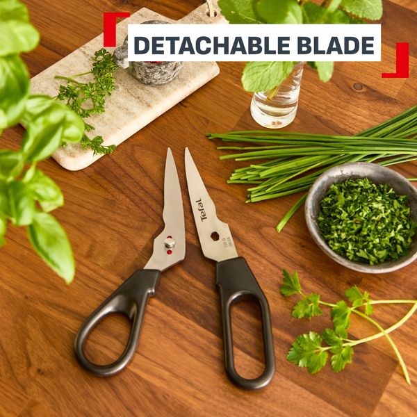 Foarfeca de bucatarie Tefal Ingenio K4271134, inox, lame detasabile, capac de protectie, compatibilitate cu masina de spalat vase, negru & rosu