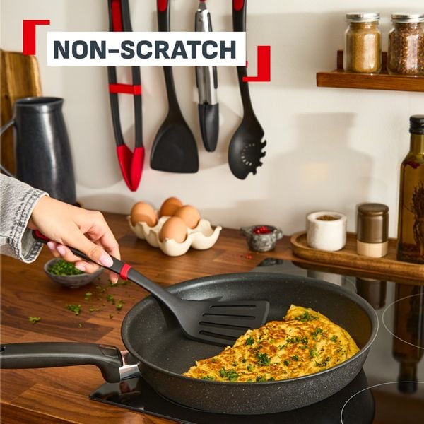 Lingura pentru paste Tefal Ingenio+ K1980234, plastic, rezistenta la temperaturi inalte, compatibilitate cu masina de spalat vase, negru & rosu