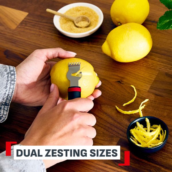 Razatoare pentru coaja de citrice Tefal Ingenio+ K1993334, inox, 2 dimensiuni de razuire, compatibilitate cu masina de spalat vase, negru & rosu Razatoare pentru coaja de citrice Tefal Ingenio+ K1993334, inox, 2 dimensiuni de razuire, compatibilitate cu masina de spalat vase, negru & rosu