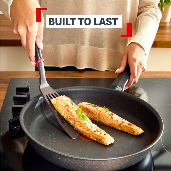 Spatula cu fante Tefal Ingenio+ K1984734, rezistenta la temperaturi inalte, compatibilitate cu masina de spalat vase, plastic, negru & rosu
