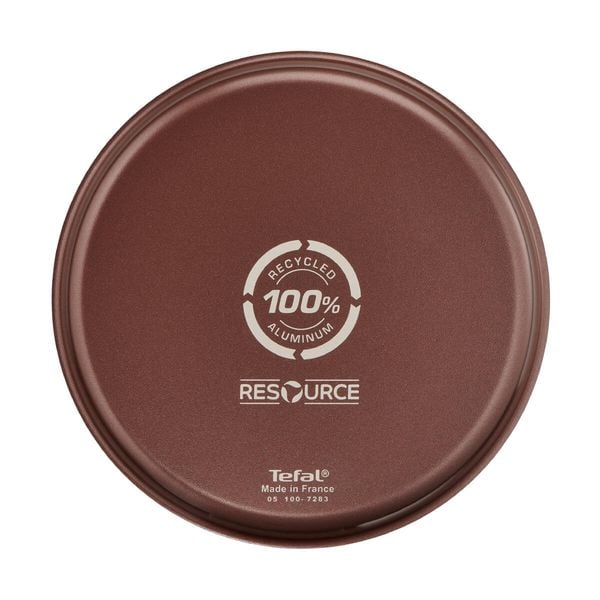 Tava de copt rotunda Tefal Resource J5269702, 26 cm, aluminiu 100% reciclat, invelis antiaderent, maro & negru Tava de copt rotunda Tefal Resource J5269702, 26 cm, aluminiu 100% reciclat, invelis antiaderent, maro & negru