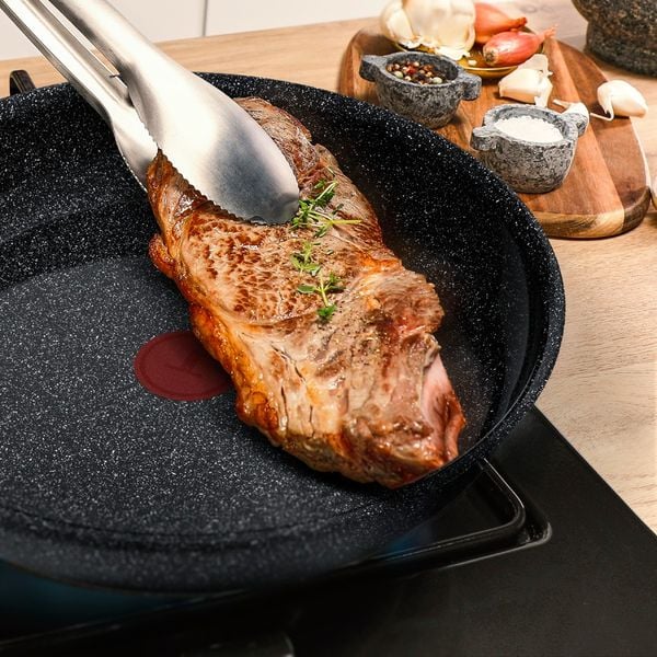 Tigaie Tefal Expertise Ceramic G2020432, 24 cm, aluminiu, invelis ceramic antiaderent, suprafata minerala rezistenta la zgarieturi, Thermo-Signal™, inductie, negru